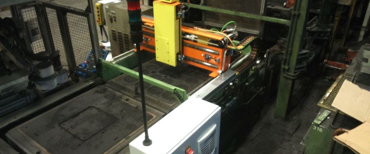 Trpin-Strojegradnja-Eta-Cerkno-Stroj-za-prebijanje-peščenih-form-naslovna.JPG Trpin-Strojegradnja-Eta-Cerkno-Stroj-za-prebijanje-peščenih-form-naslovna.JPG