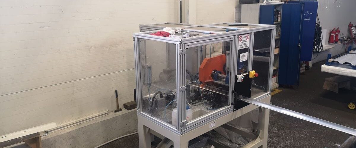 Trpin-strojegradnja-Detel-vrtalno-rezalni-stroj-obdelava-kovin-naslovna Trpin-strojegradnja-Detel-vrtalno-rezalni-stroj-obdelava-kovin-naslovna